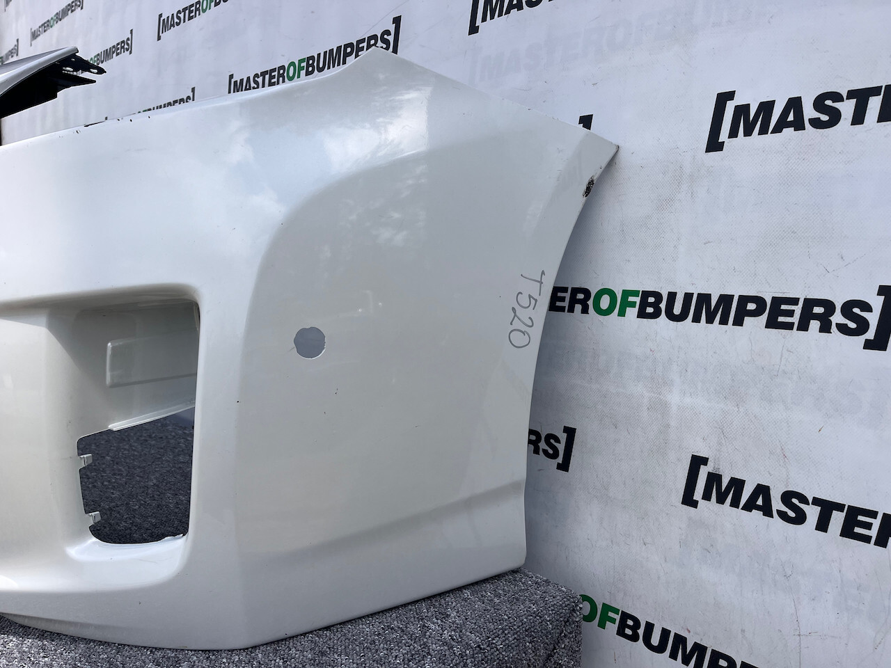 Toyota Prius Mk3 Hatchback 2009-2012 Front Bumper Side Pdc Nojets Genuine [t520]