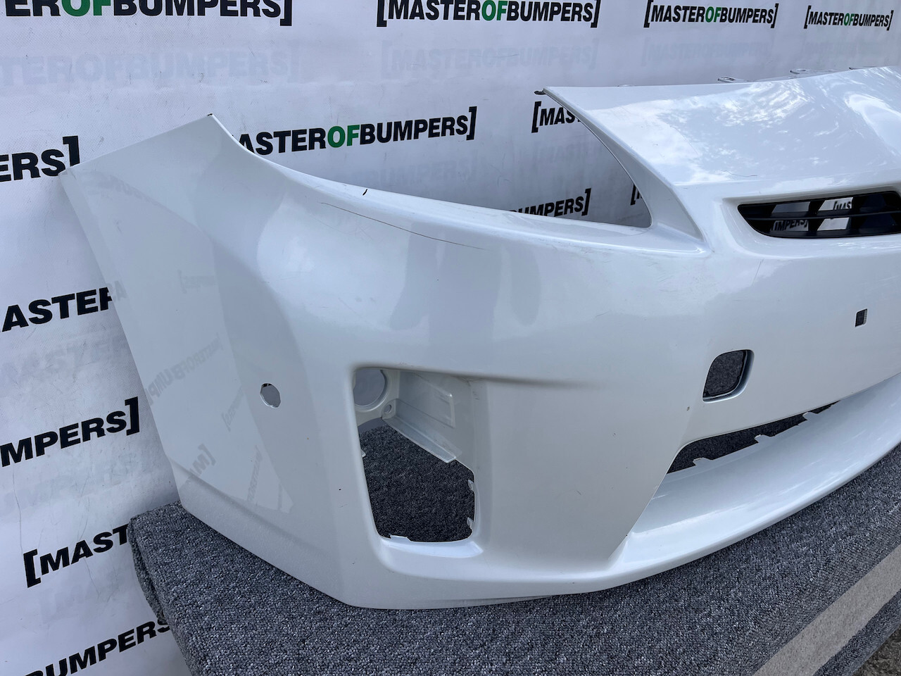 Toyota Prius Mk3 Hatchback 2009-2012 Front Bumper Side Pdc Nojets Genuine [t520]