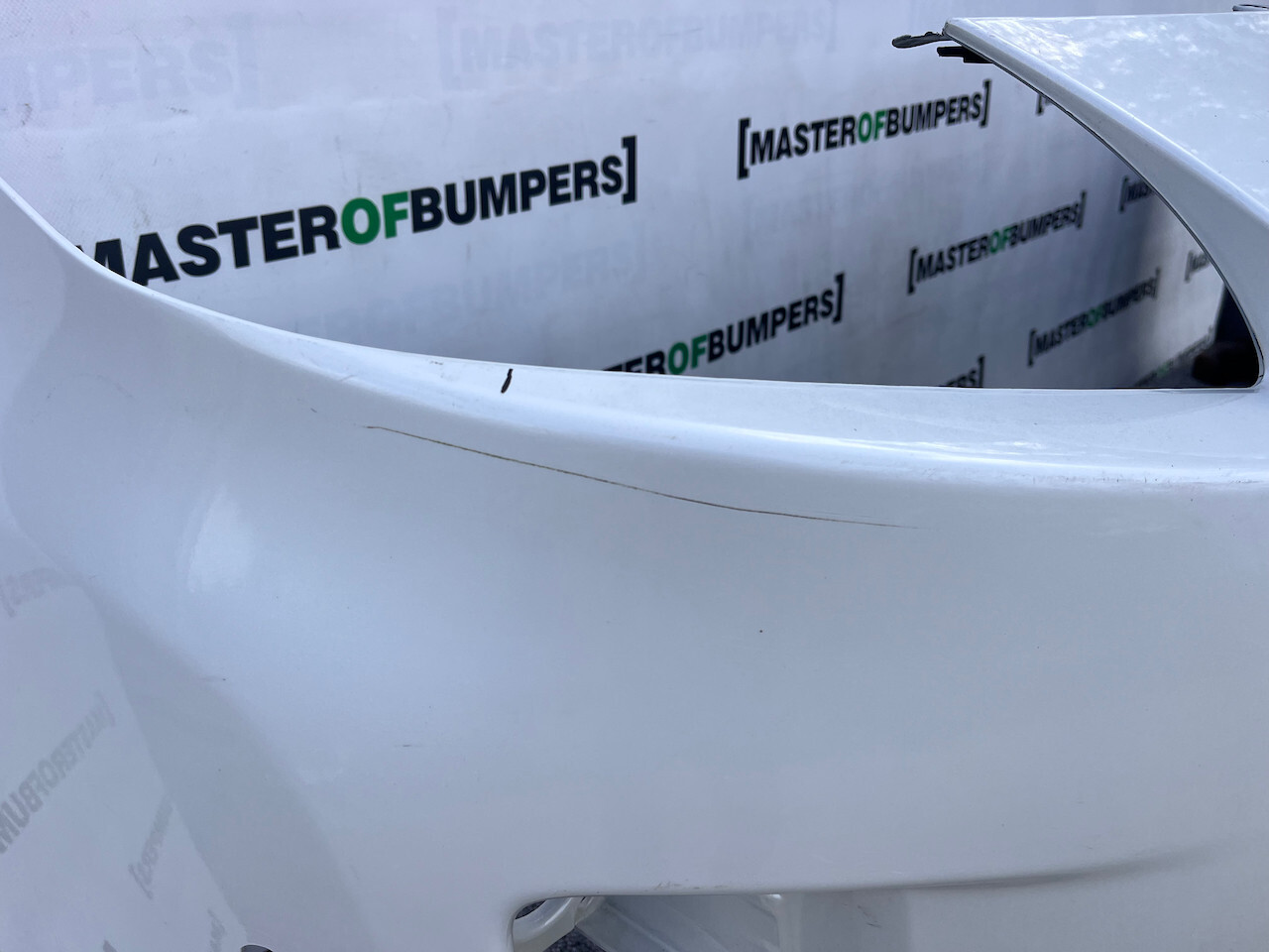 Toyota Prius Mk3 Hatchback 2009-2012 Front Bumper Side Pdc Nojets Genuine [t520]