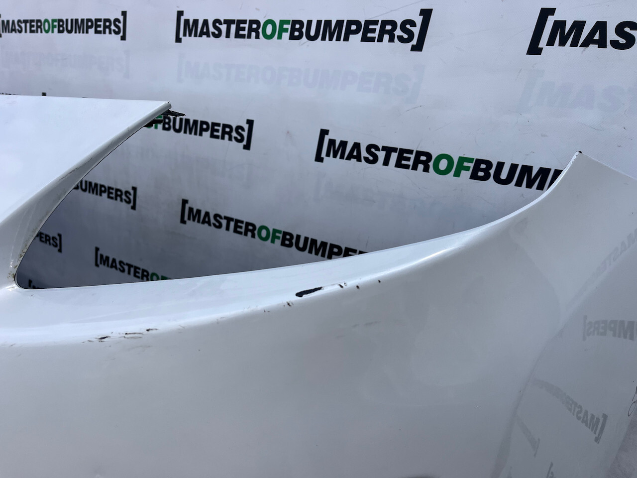 Toyota Prius Mk3 Hatchback 2009-2012 Front Bumper Side Pdc Nojets Genuine [t520]