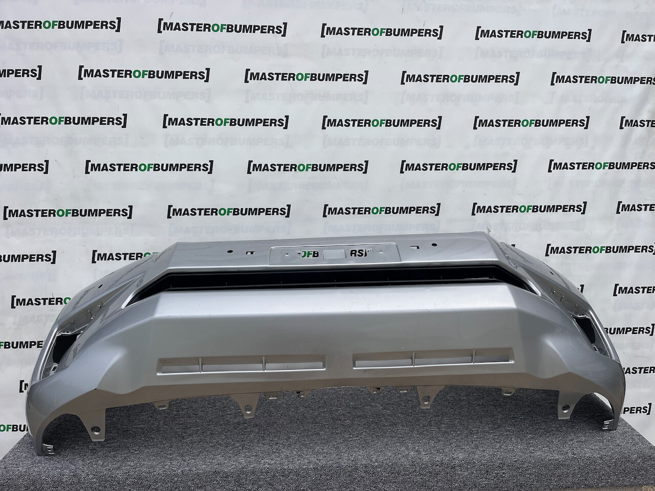 Toyota Land Cruiser Invincible 2018-2021 Front Bumper 4 Pdc +jets Genuine [t521]