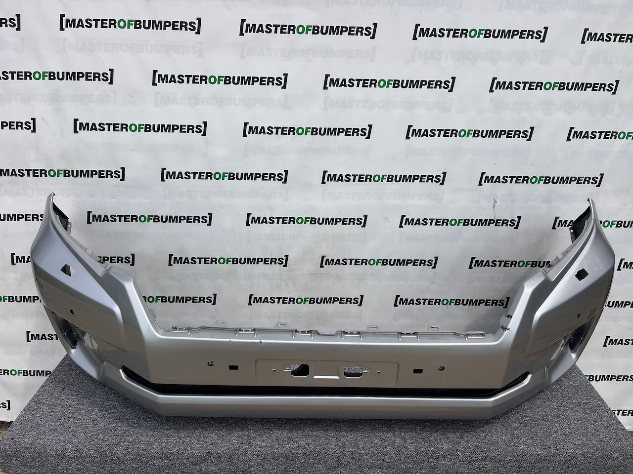 Toyota Land Cruiser Invincible 2018-2021 Front Bumper 4 Pdc +jets Genuine [t521]