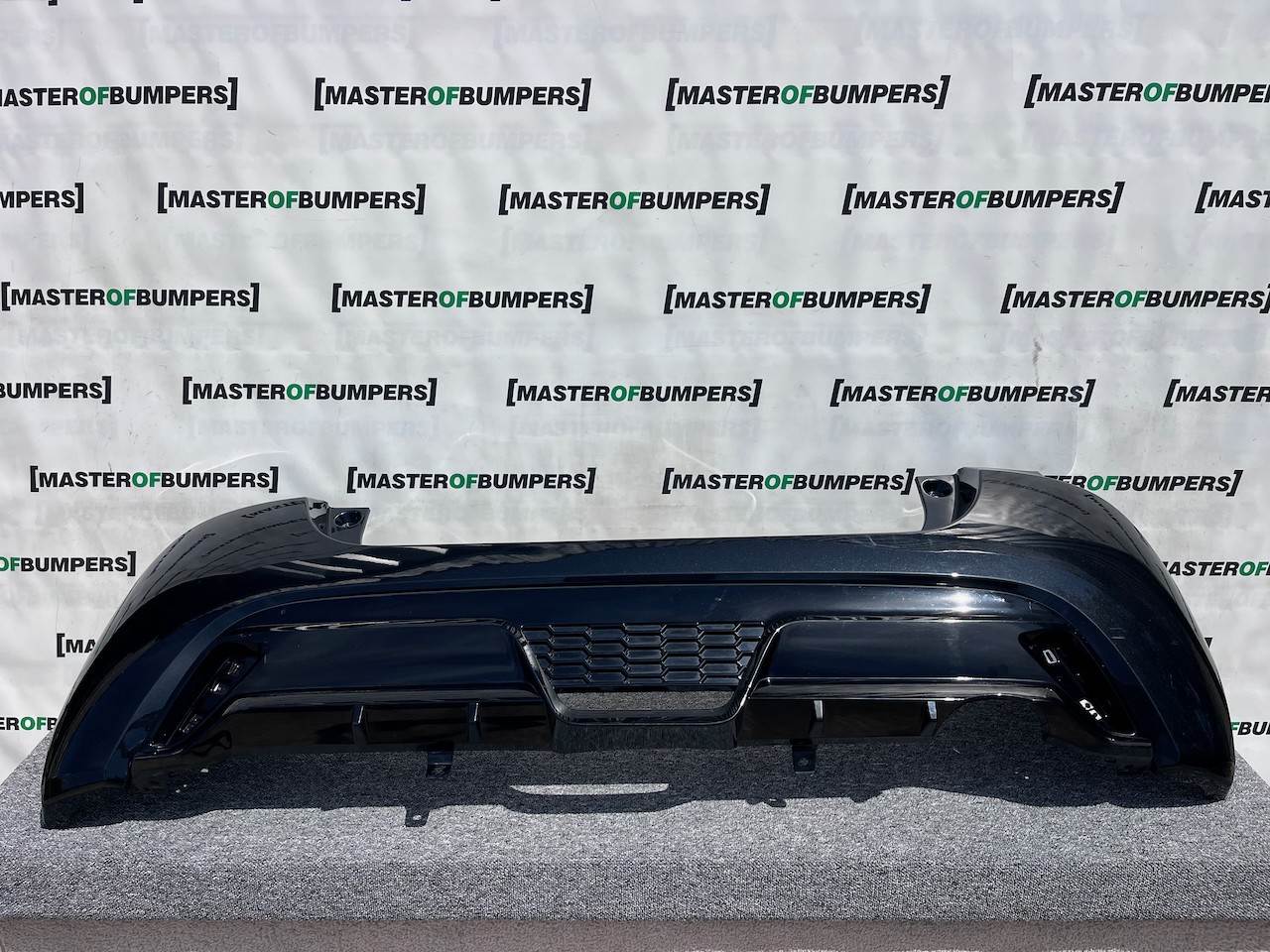 Toyota Yaris Hybrid Gr Sport Hatchback 2020-2025 Rear Bumper Genuine [t523]