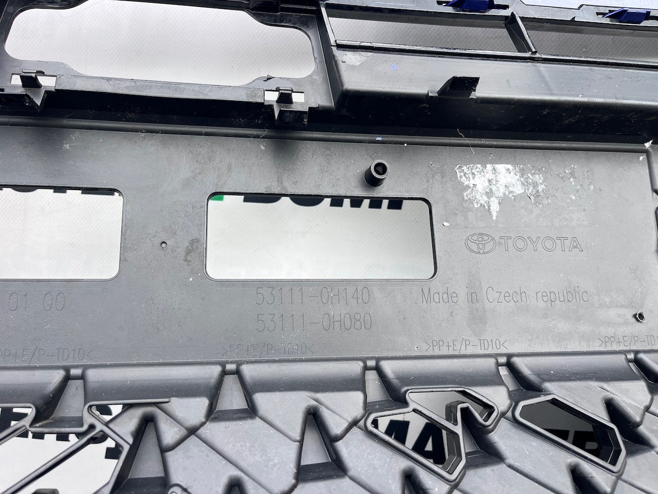 Toyota Aygo X Pure Edge Exclusive 2022-on Front Bumper Genuine [t542]