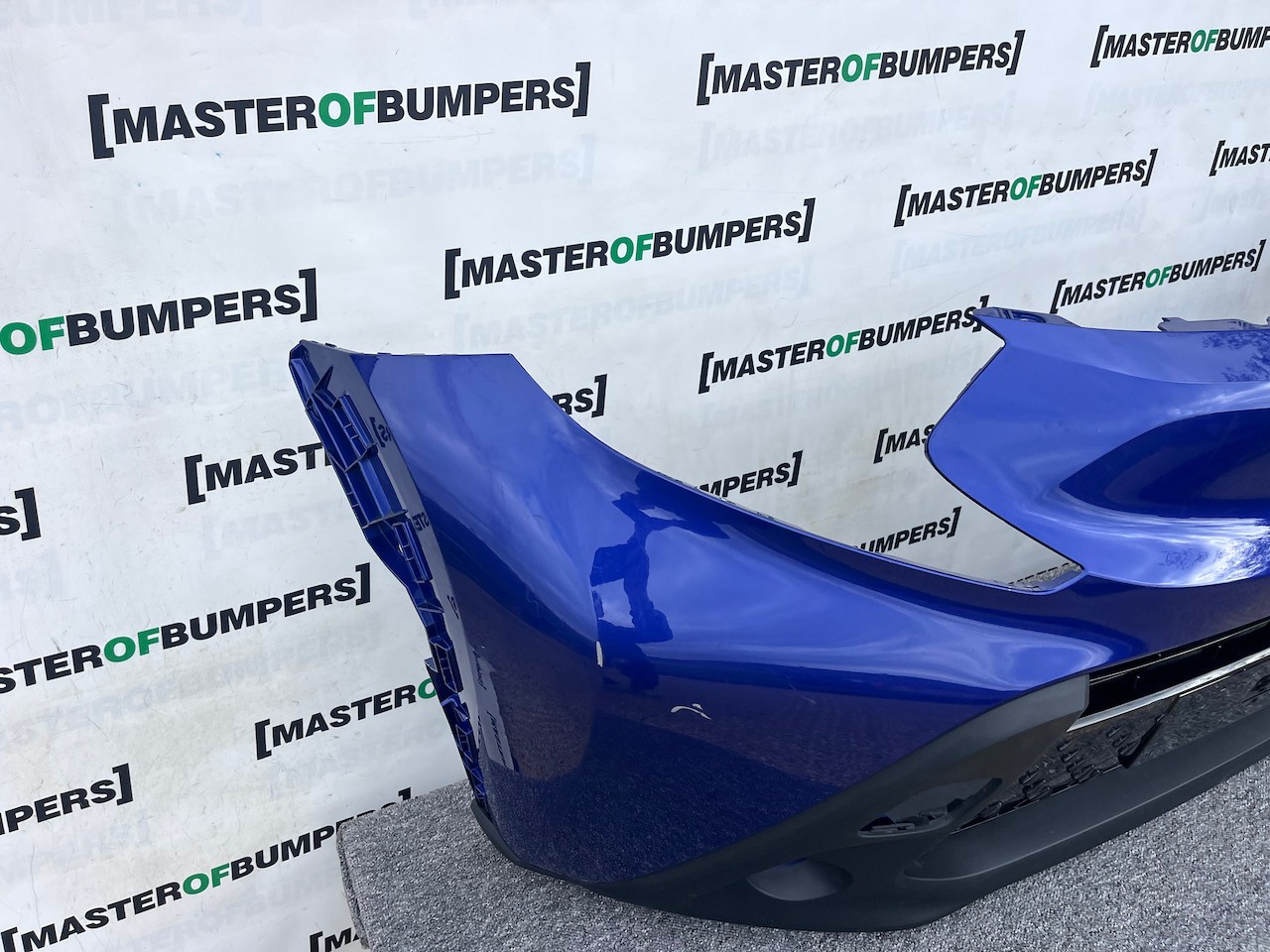 Toyota Aygo X Pure Edge Exclusive 2022-on Front Bumper Genuine [t542]