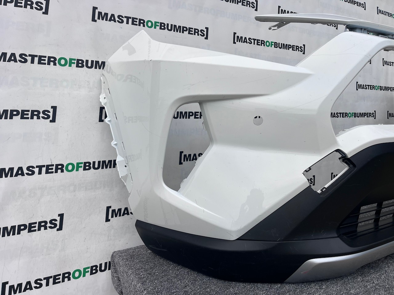 Toyota Rav4 Excel Hybrid Mk5 2019-2024 Front Bumper 4 Pdc Genuine [t549]