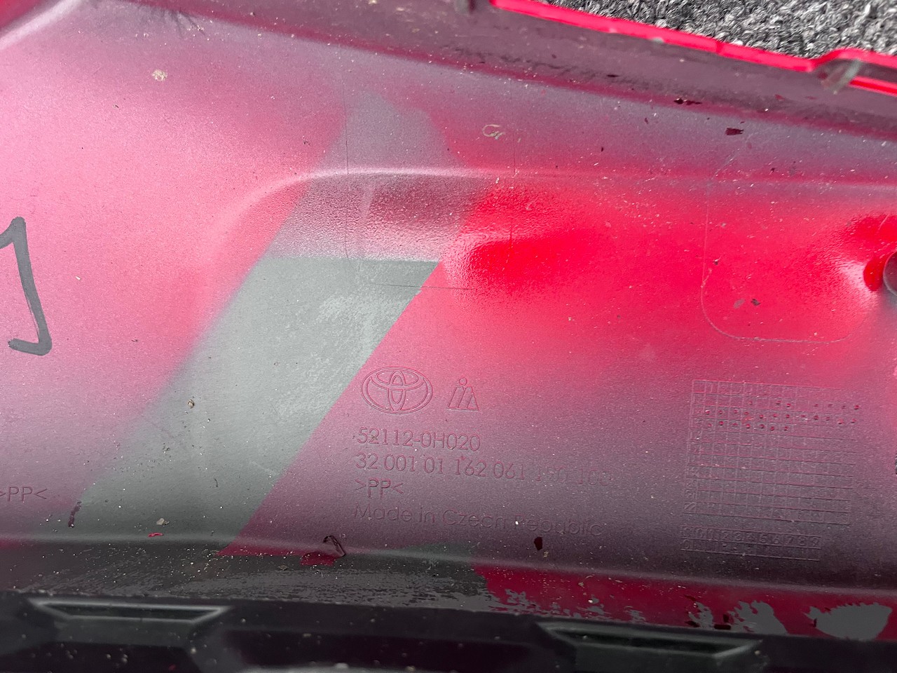 Toyota Aygo Style Trend Hatchback 2014-2017 Front Bumper Genuine [t557]