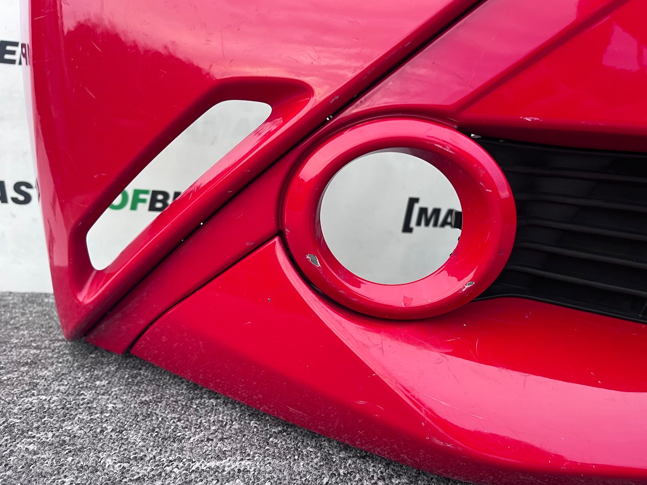 Toyota Aygo Style Trend Hatchback 2014-2017 Front Bumper Genuine [t557]