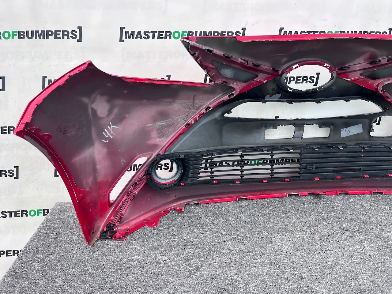 Toyota Aygo Style Trend Hatchback 2014-2017 Front Bumper Genuine [t558]