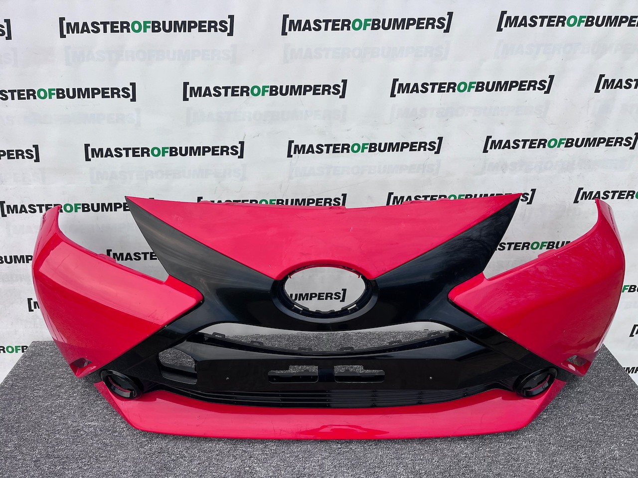 Toyota Aygo Style Trend Hatchback 2014-2017 Front Bumper Genuine [t558]