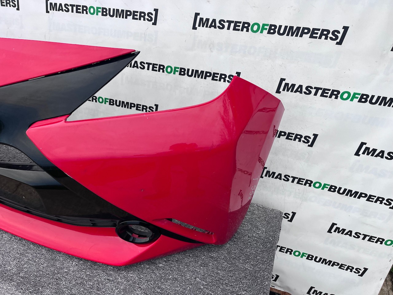 Toyota Aygo Style Trend Hatchback 2014-2017 Front Bumper Genuine [t558]