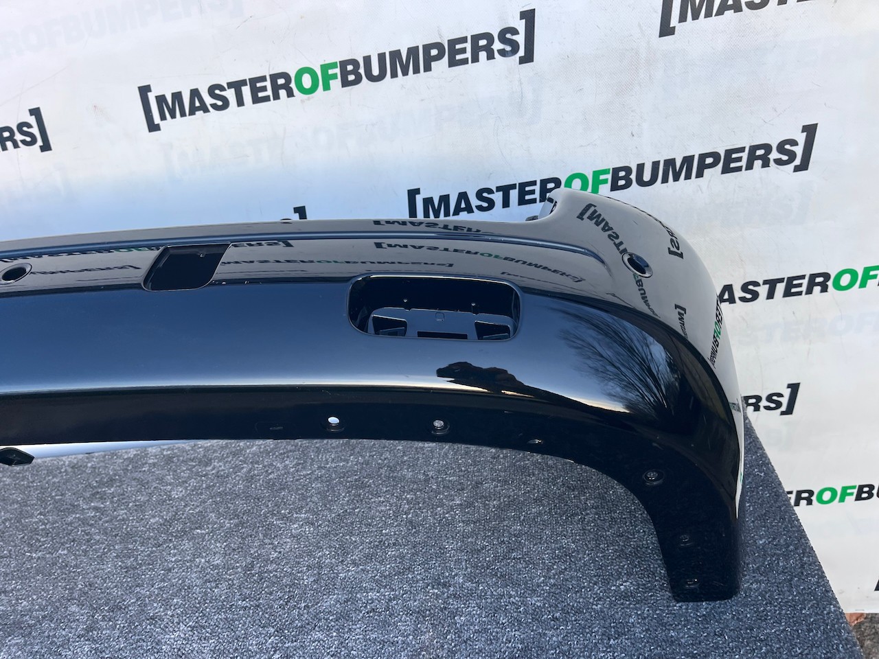 Toyota Proace Verso Comfort Swb 2016-2022 Rear Bumper 4 Pdc Genuine [t568]
