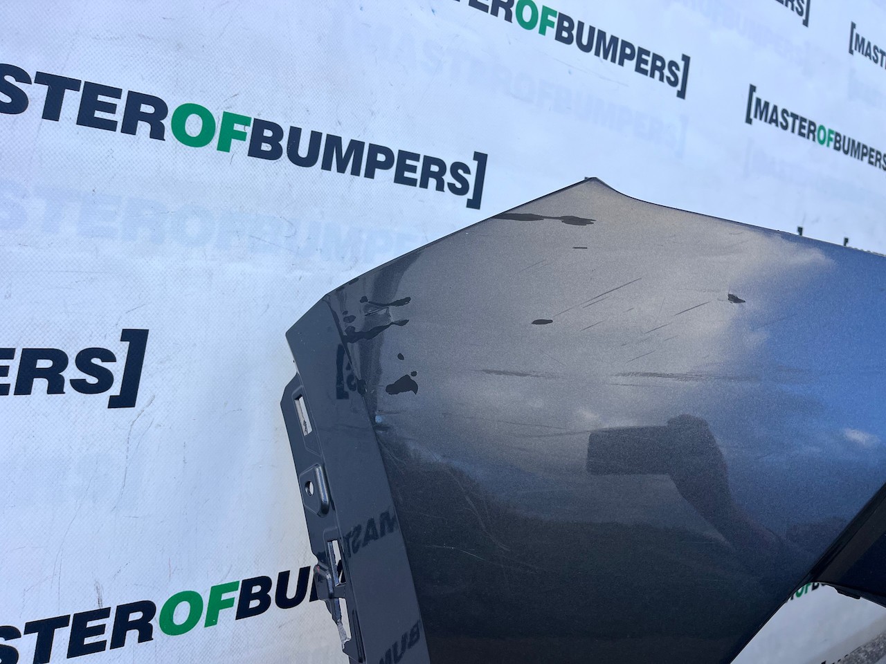 Toyota C-hr Chr Excel Dynamic 2016-2020 Front Bumper 6 Pdc Genuine [t573]