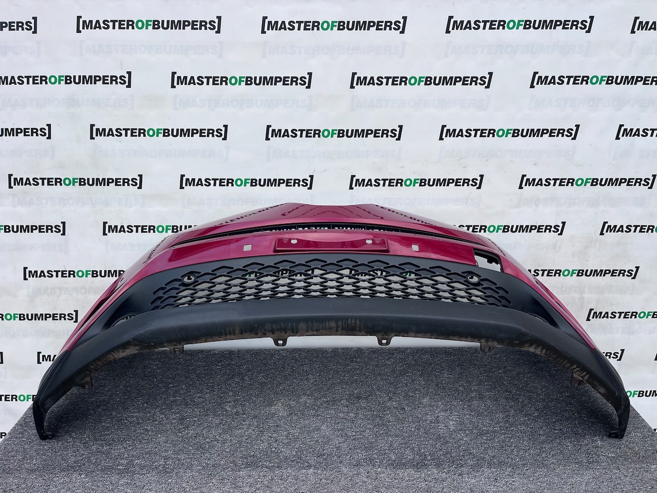 Toyota C-hr Chr Excel Dynamic 2016-2020 Front Bumper 6 Pdc +jets Genuine [t570]