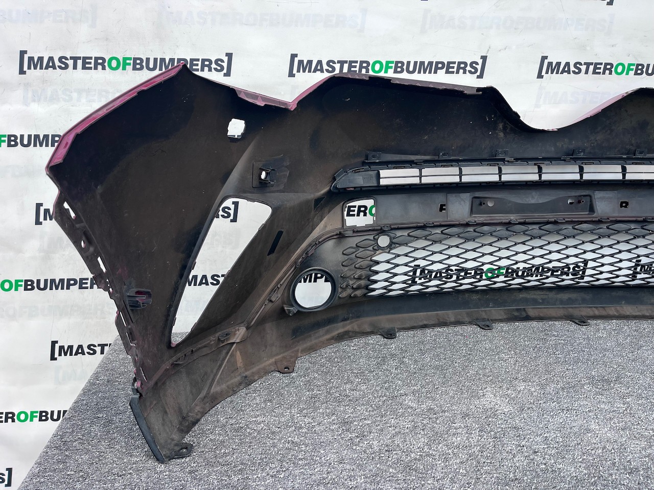 Toyota C-hr Chr Excel Dynamic 2016-2020 Front Bumper 6 Pdc +jets Genuine [t570]