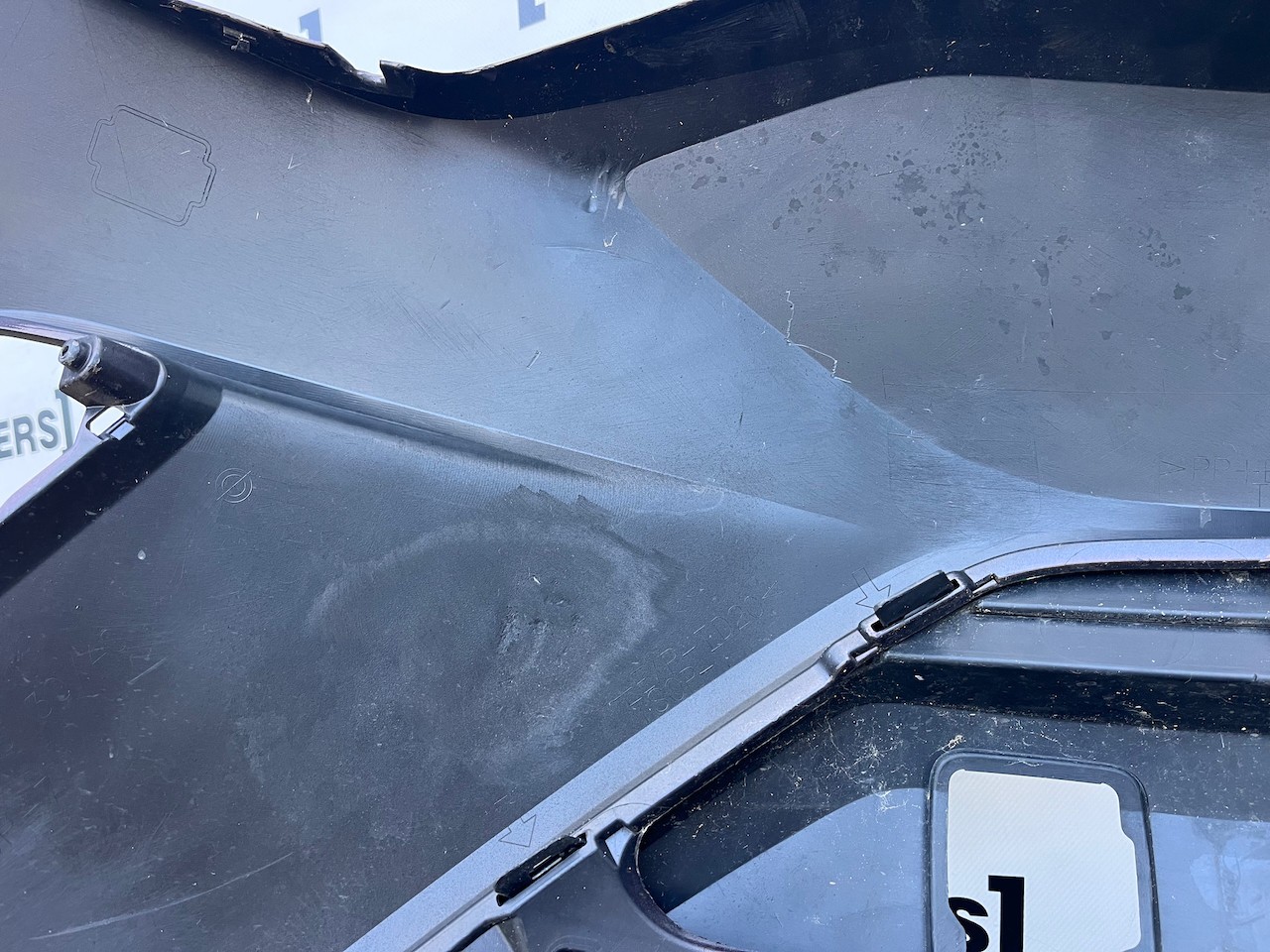 Toyota C-hr Chr Mk1 Lift 2021-2023 Front Bumper 6 Pdc Genuine [t576]