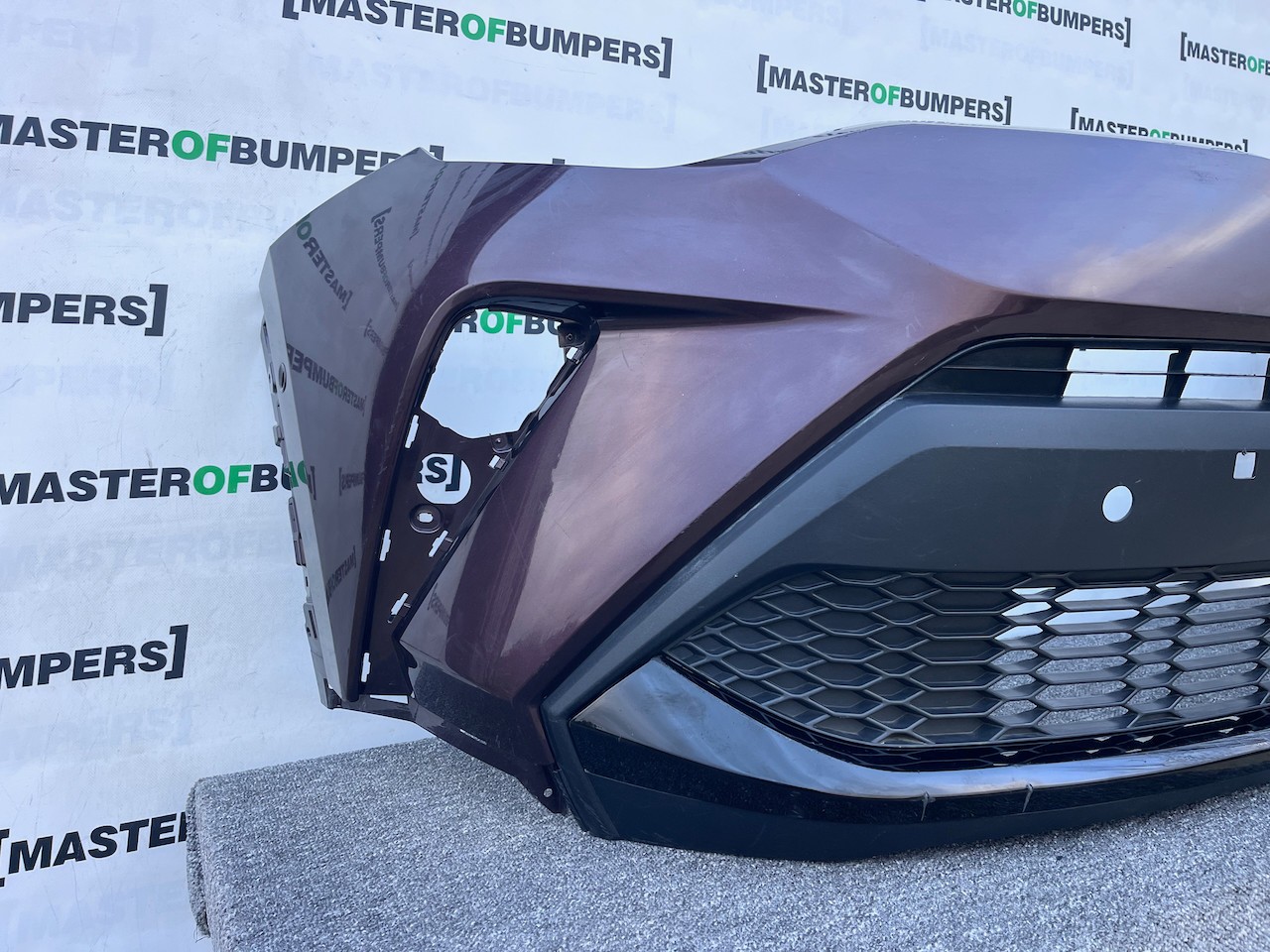 Toyota C-hr Chr Mk1 Lift 2021-2023 Front Bumper 6 Pdc Genuine [t576]