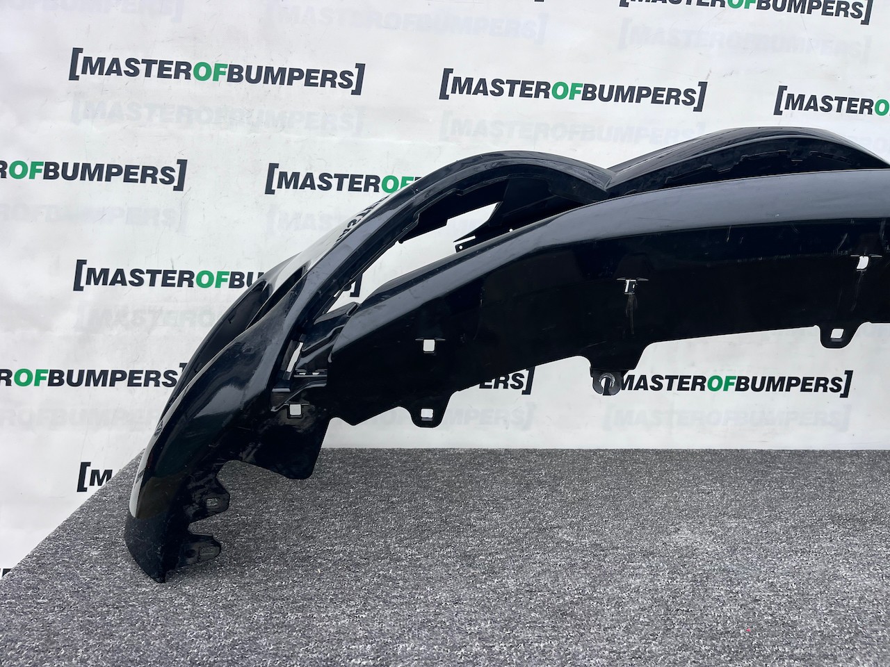 Toyota Yaris Mk3 Lift Hatchback 2017-2020 Front Bumper Black Genuine [t604]