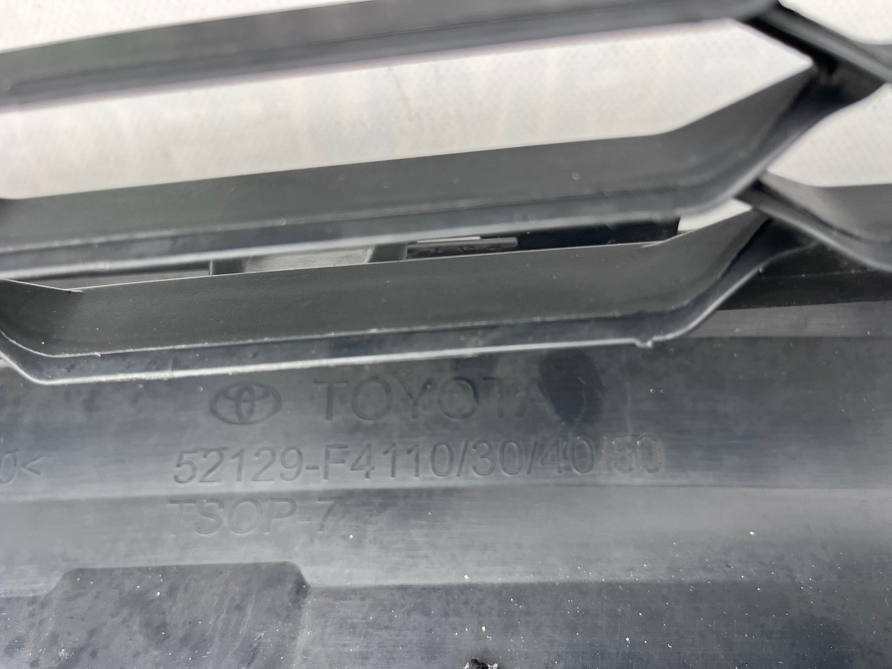 Toyota C-hr Chr Mk1 Lift 2021-2023 Front Bumper 4 Pdc Genuine [t600]