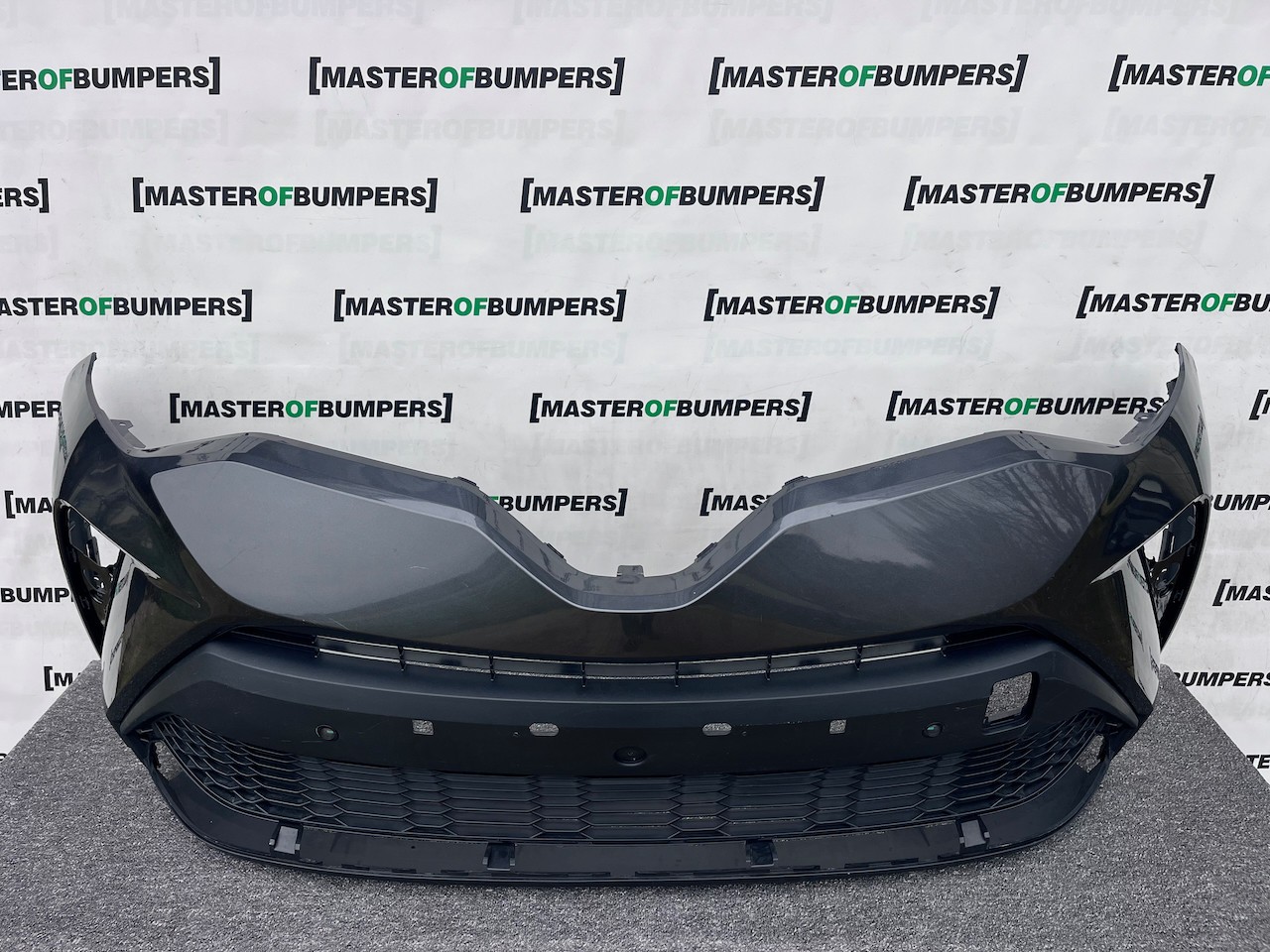 Toyota C-hr Chr Mk1 Lift 2021-2023 Front Bumper 4 Pdc Genuine [t600]