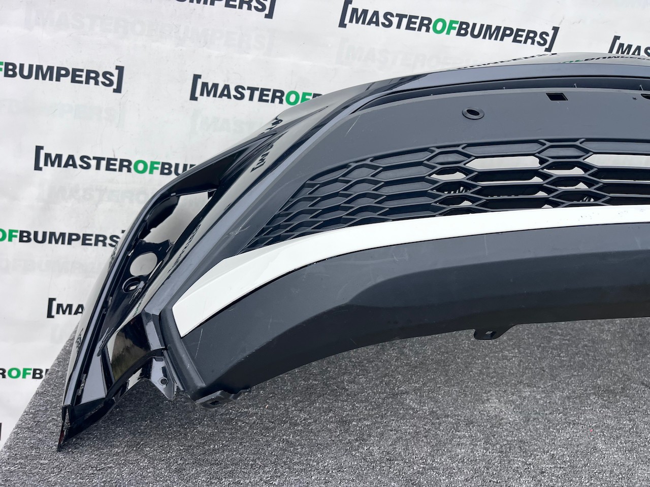 Toyota C-hr Chr Mk1 Lift 2021-2023 Front Bumper 6 Pdc Genuine [t591]