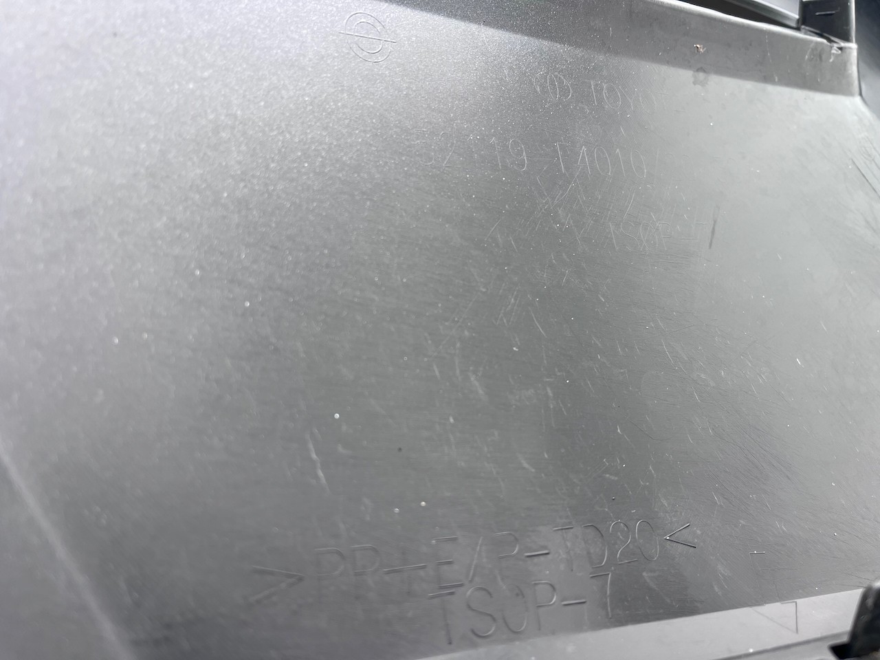 Toyota C-hr Chr Mk1 Lift 2021-2023 Front Bumper 6 Pdc Genuine [t591]