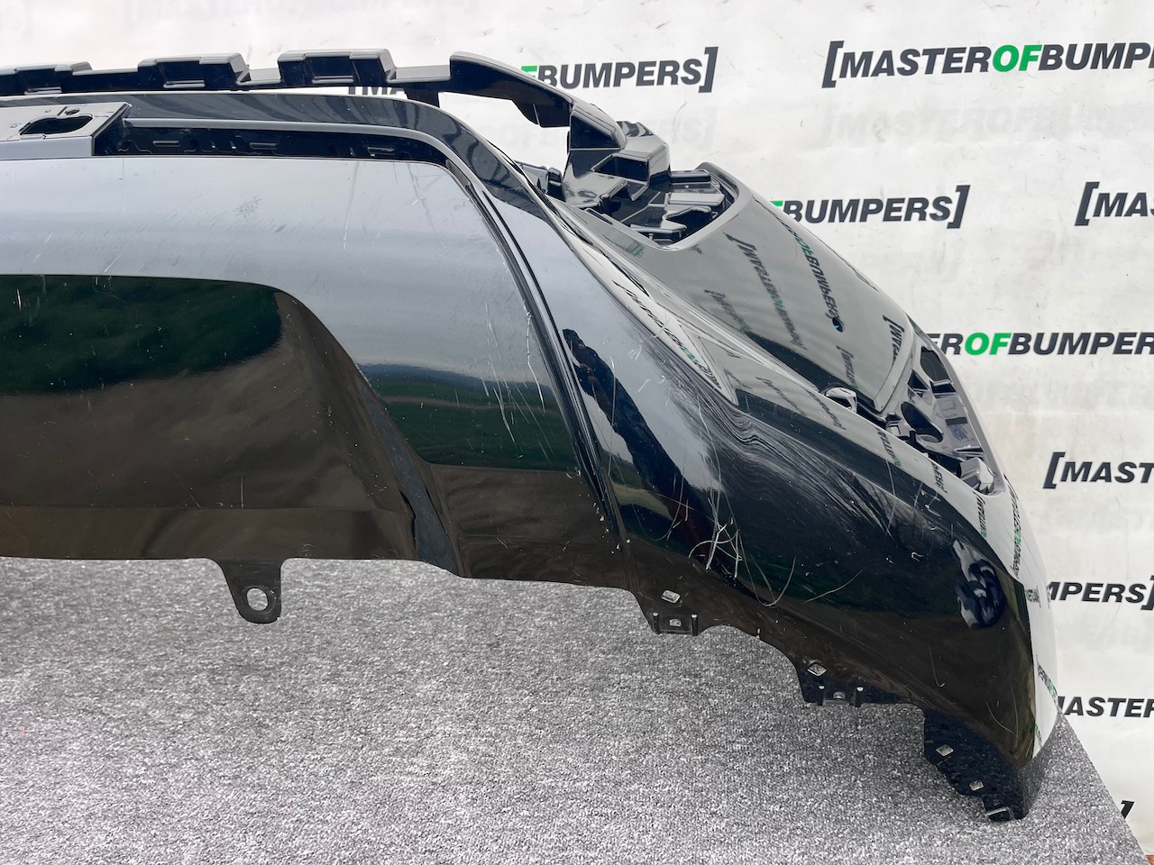 Toyota Hilux Double Cab Pick Up Mk8 Lift 2021-2024 Front Bumper Genuine [t605]