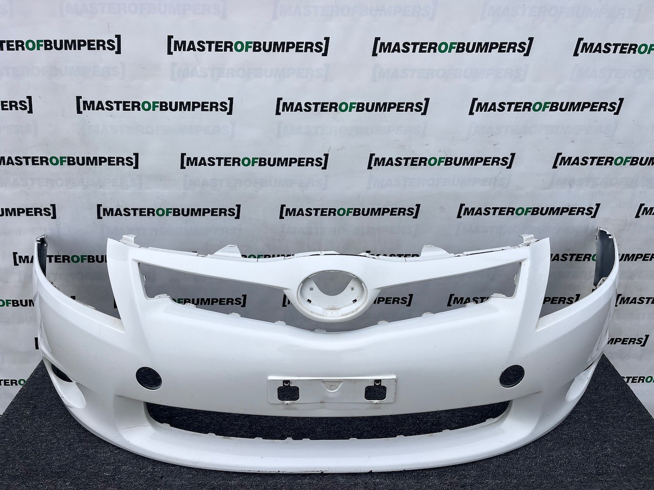 Toyota Auris V-matic Sr Lift Hatchback 2009-2012 Front Bumper Genuine [t546]