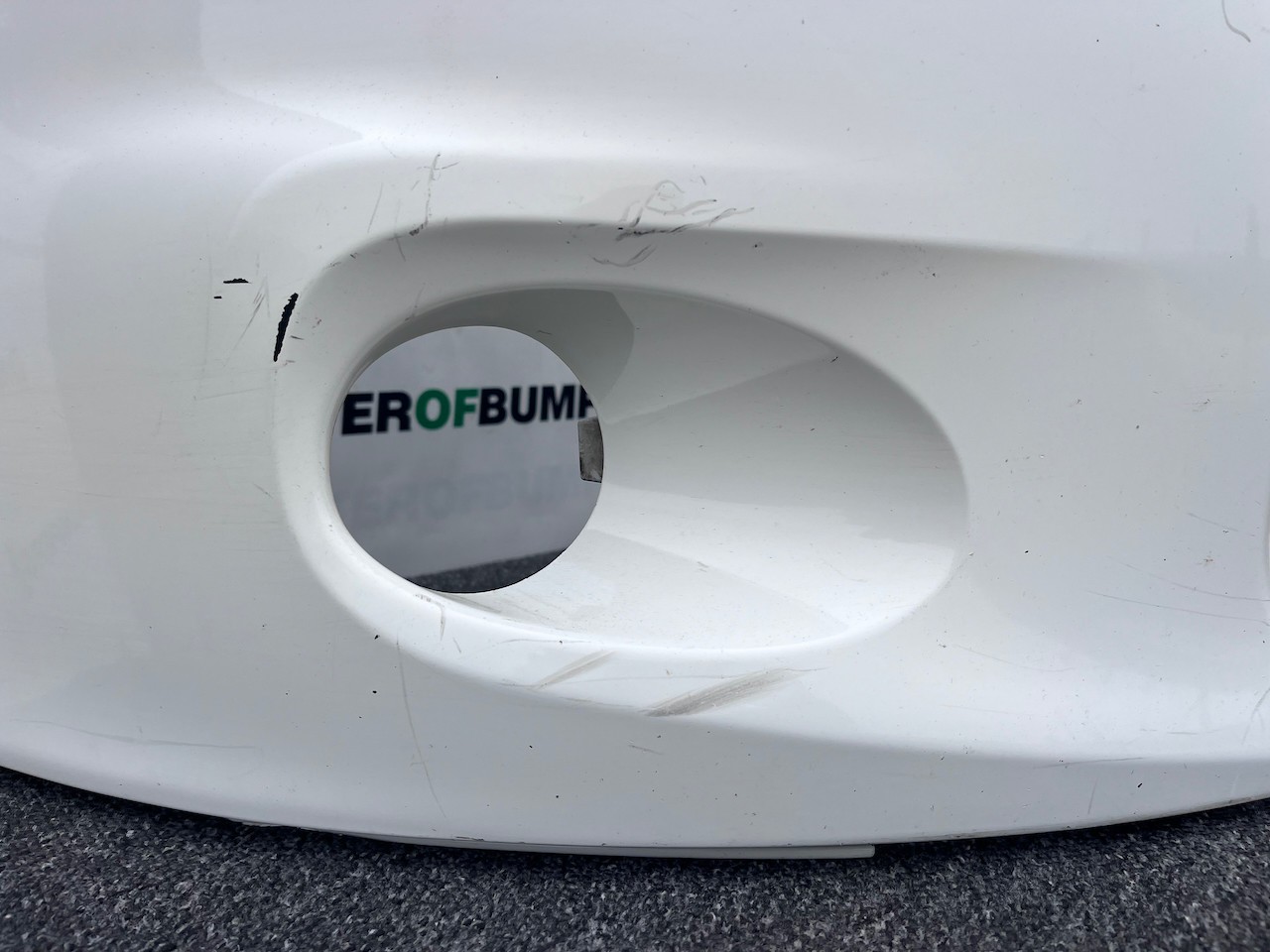 Toyota Auris V-matic Sr Lift Hatchback 2009-2012 Front Bumper Genuine [t546]