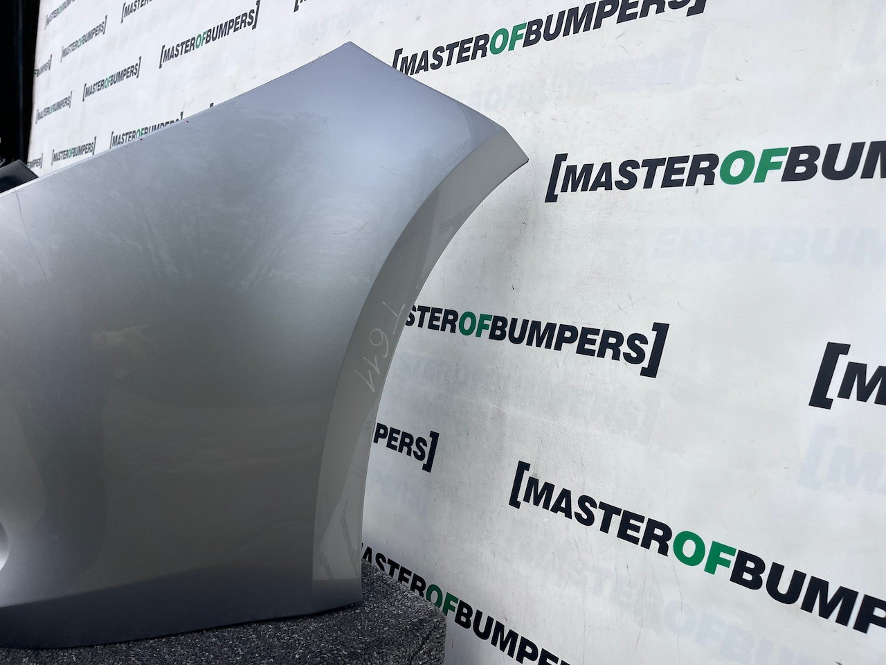 Toyota Corolla Hybrid Excel Design 2023-2027 Front Bumper 4 Pdc Genuine [t611]