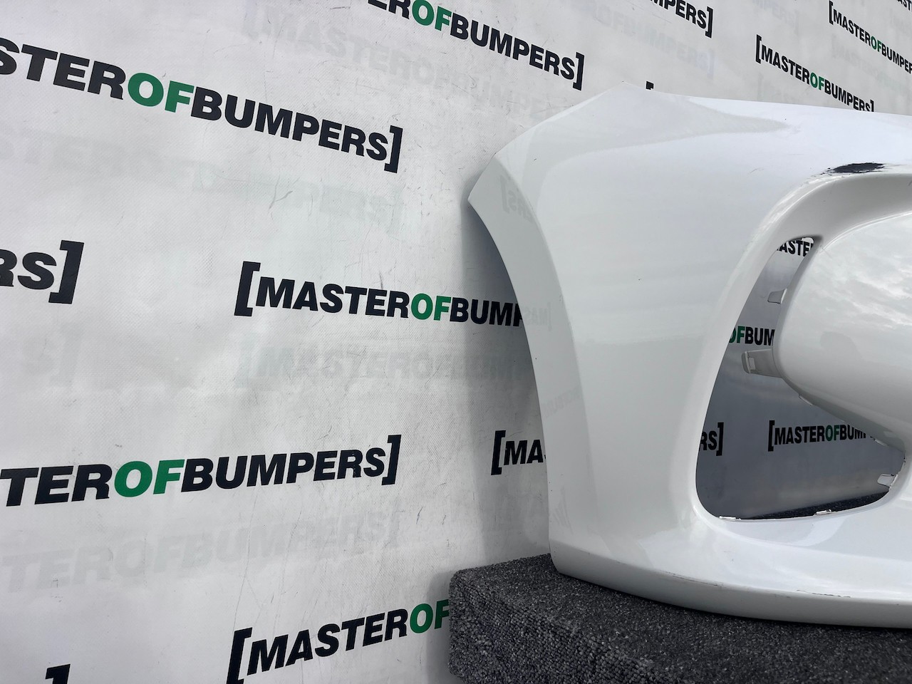 Toyota Yaris Style Xp210 Hatchback 2020-2025 Front Bumper White Genuine [t613]