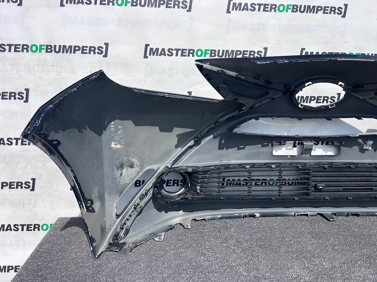 Toyota Aygo Style Trend Hatchback 2014-2017 Front Bumper Genuine [t629]