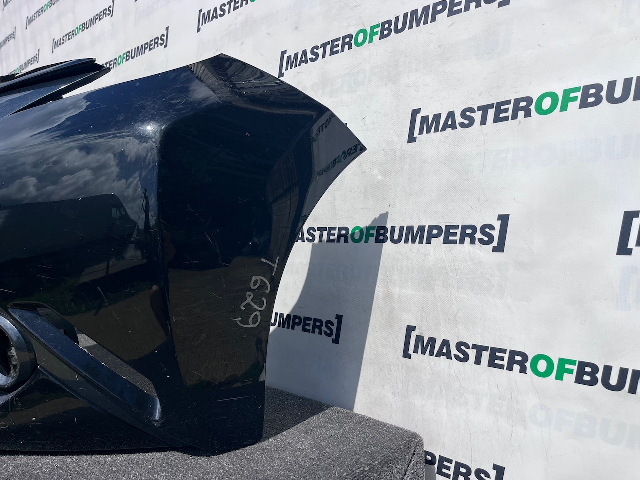 Toyota Aygo Style Trend Hatchback 2014-2017 Front Bumper Genuine [t629]