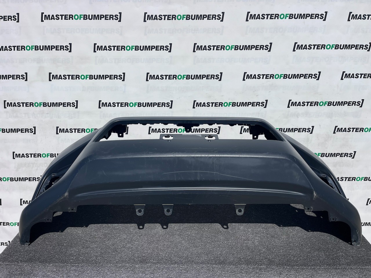 Toyota Hilux Double Cab Pickup Mk8 2016-2020 Front Bumper Texture Genuine [t643]