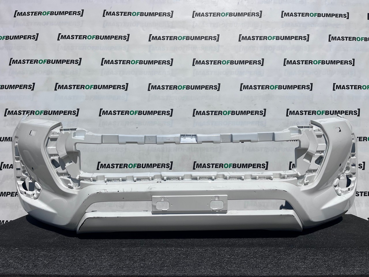Toyota Hilux Icon Active Mk8 Lift 2021-2024 Front Bumper Pdc Jets Genuine [t645]