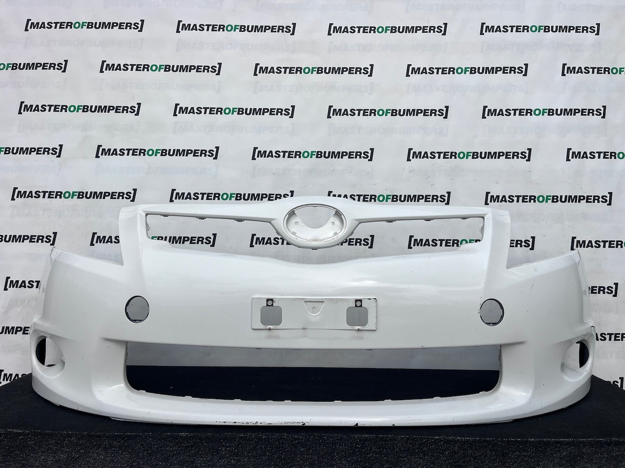 Toyota Auris V-matic Mk2 Hatchback 2010-2012 Front Bumper No Pdc Genuine [t546]