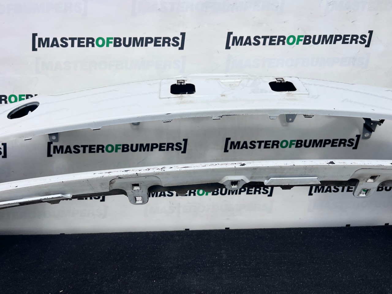 Toyota Auris V-matic Mk2 Hatchback 2010-2012 Front Bumper No Pdc Genuine [t546]