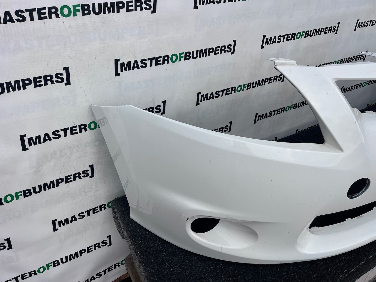 Toyota Auris V-matic Mk2 Hatchback 2010-2012 Front Bumper No Pdc Genuine [t546]
