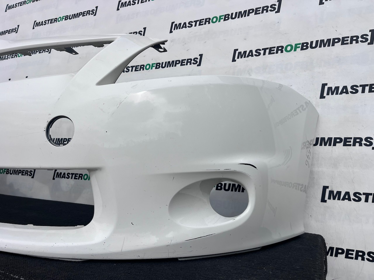 Toyota Auris V-matic Mk2 Hatchback 2010-2012 Front Bumper No Pdc Genuine [t546]