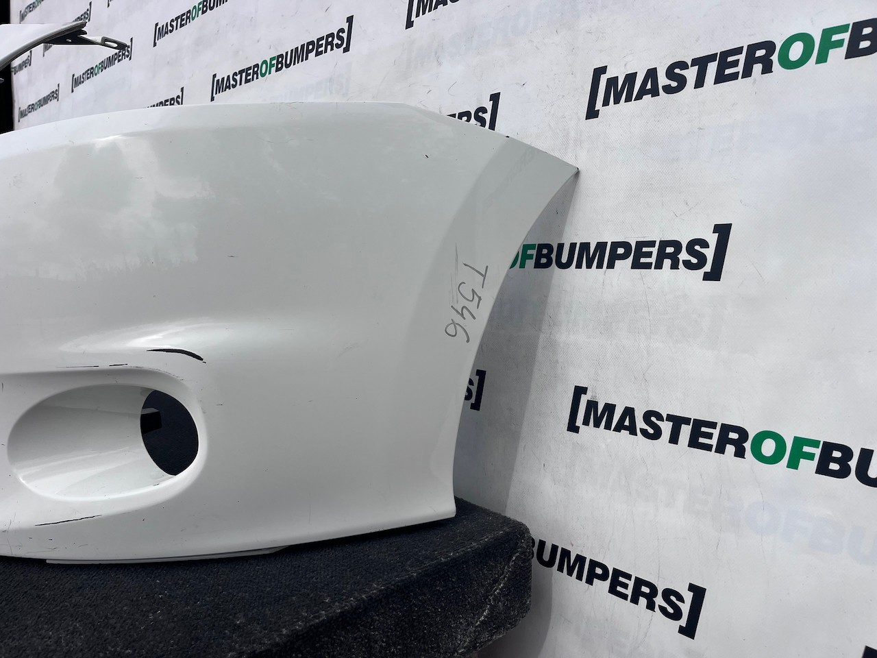 Toyota Auris V-matic Mk2 Hatchback 2010-2012 Front Bumper No Pdc Genuine [t546]