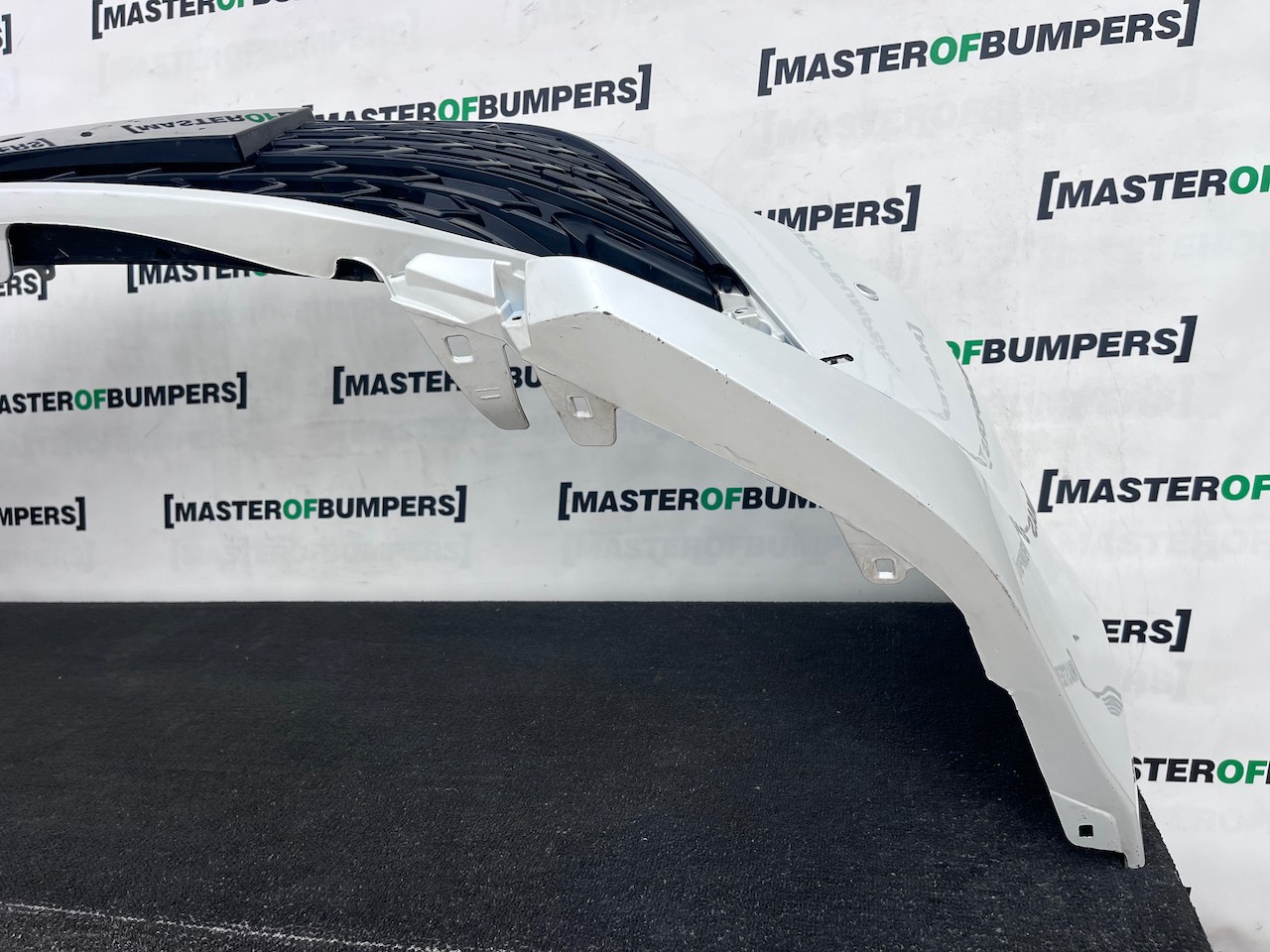 Toyota Corolla Design Hybrid Estate 2024-2026 Front Bumper 4 Pdc Genuine [t663]
