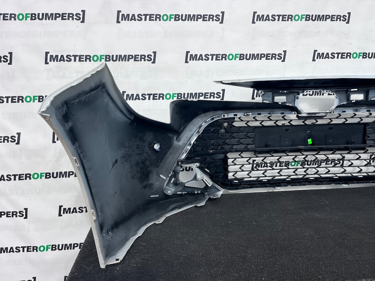 Toyota Corolla Design Hybrid Estate 2024-2026 Front Bumper 4 Pdc Genuine [t663]