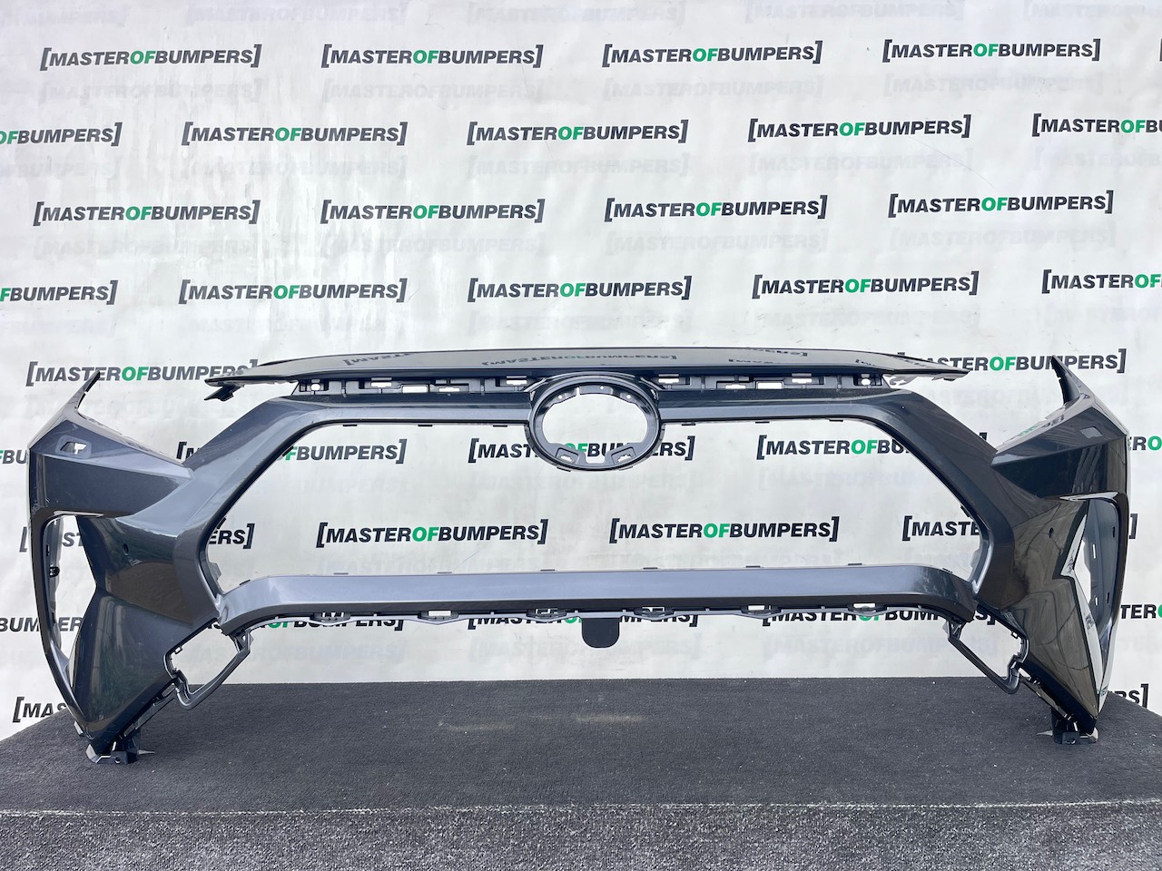 Toyota Rav 4 Hybrid Dynamic 2018-2023 Front Bumper 4 Pdc Jets Genuine [t665]