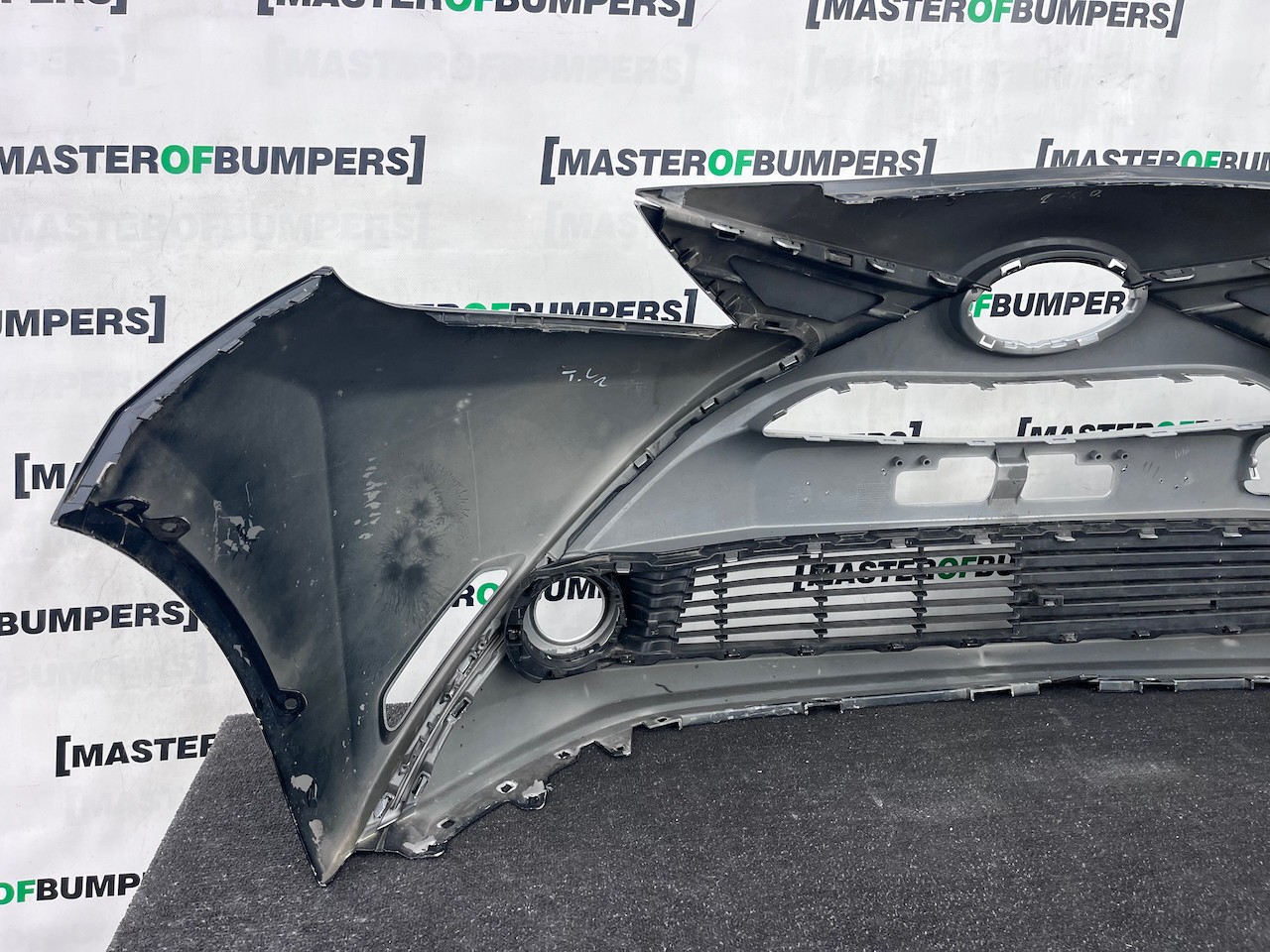 Toyota Aygo Style Trend Hatchback 2014-2017 Front Bumper Genuine [t666]