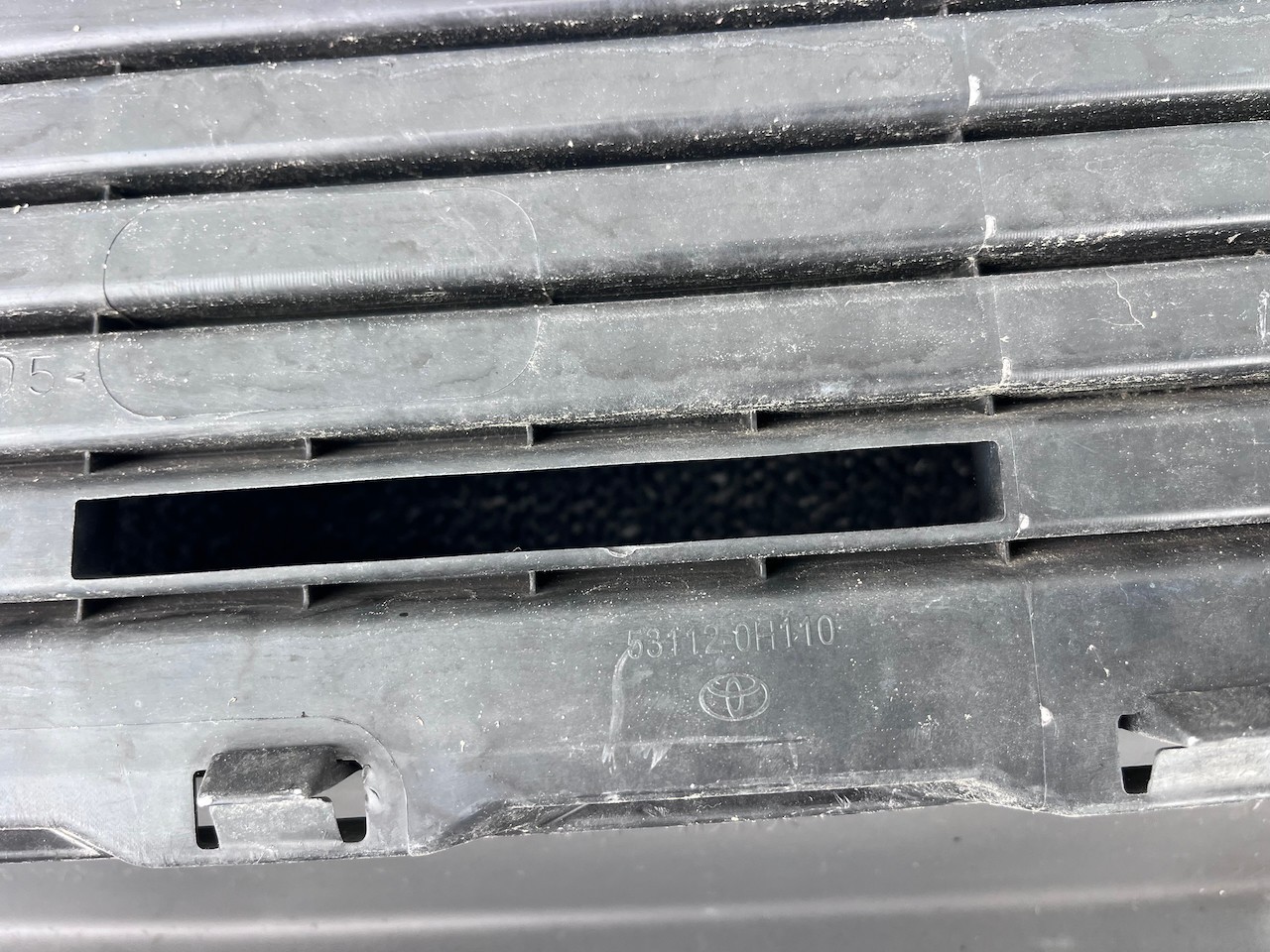Toyota Aygo Style Trend Hatchback 2014-2017 Front Bumper Genuine [t666]