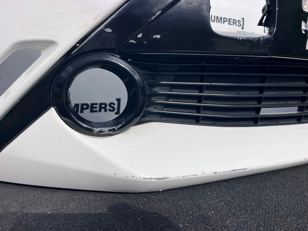Toyota Aygo Style Trend Hatchback 2014-2017 Front Bumper Genuine [t667]