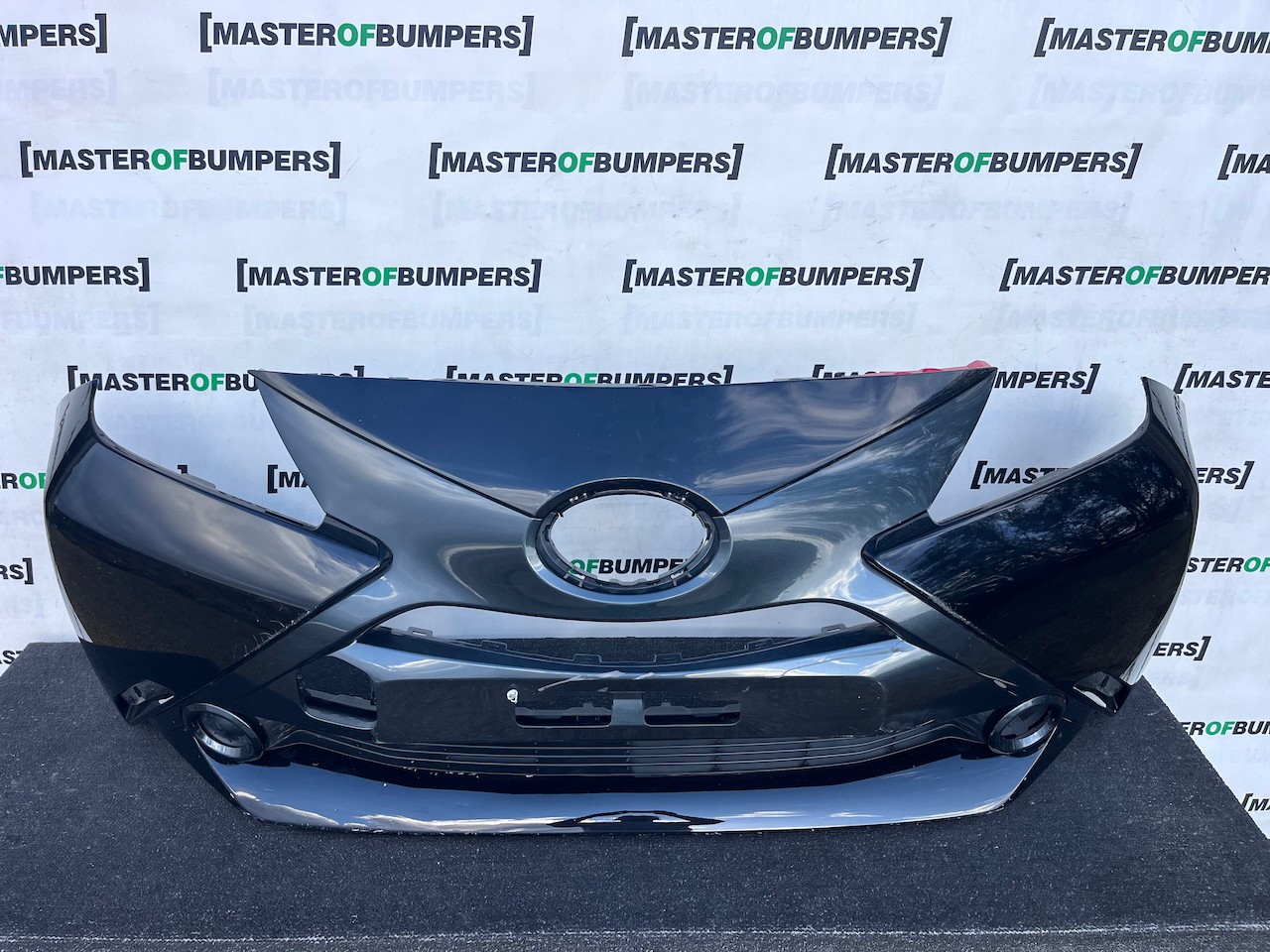 Toyota Aygo Style Trend Hatchback 2014-2017 Front Bumper Genuine [t669]