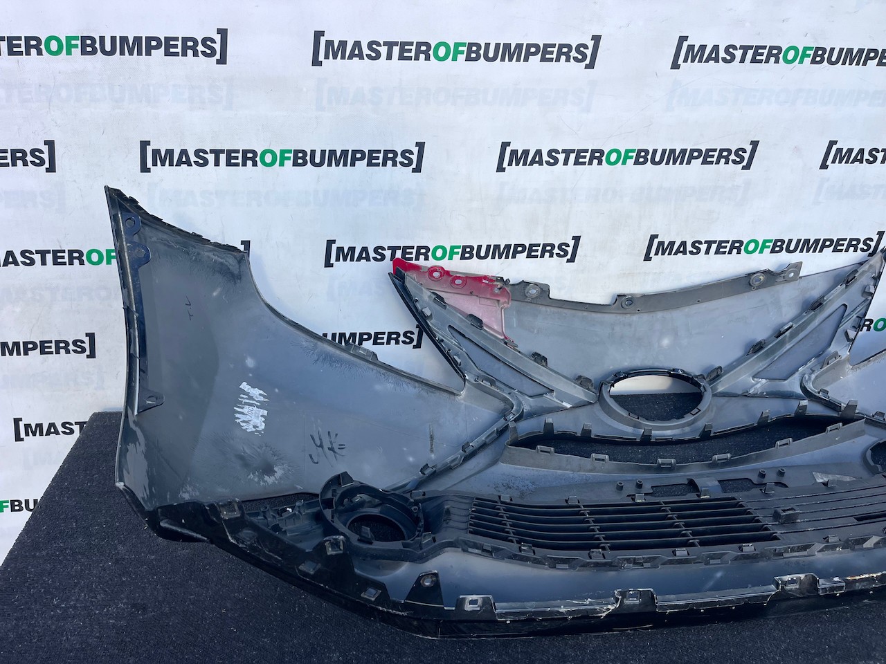 Toyota Aygo Style Trend Hatchback 2014-2017 Front Bumper Genuine [t669]