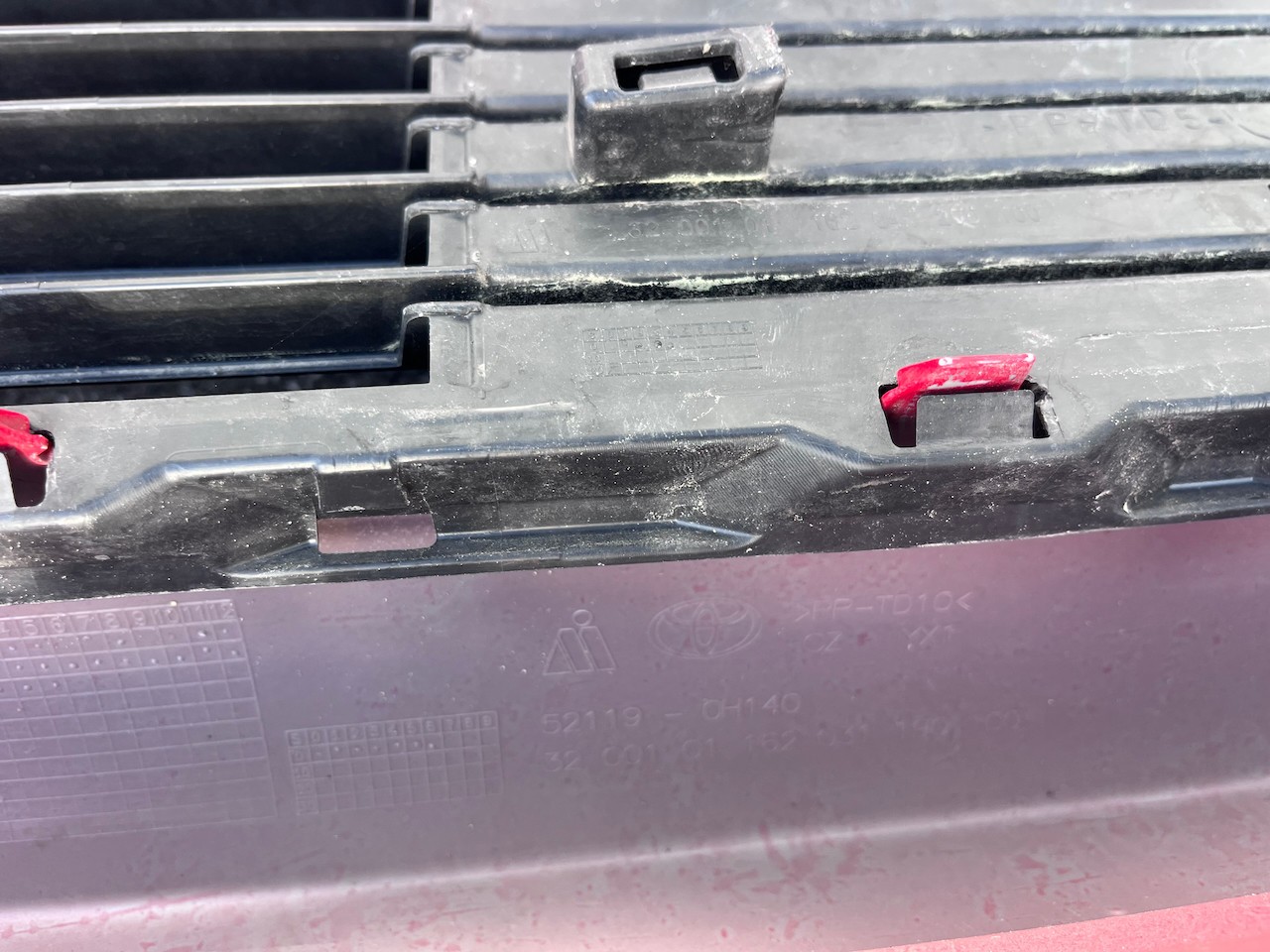 Toyota Aygo Style Trend Hatchback 2014-2017 Front Bumper Genuine [t670]