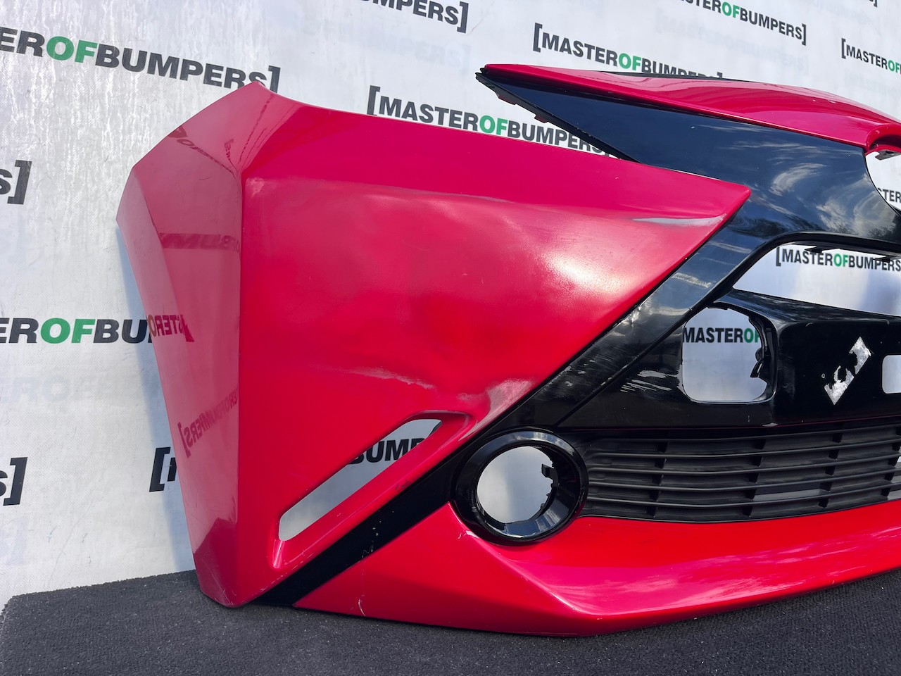 Toyota Aygo Style Trend Hatchback 2014-2017 Front Bumper Genuine [t670]